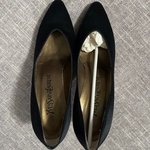 Yves Saint Laurent black pumps